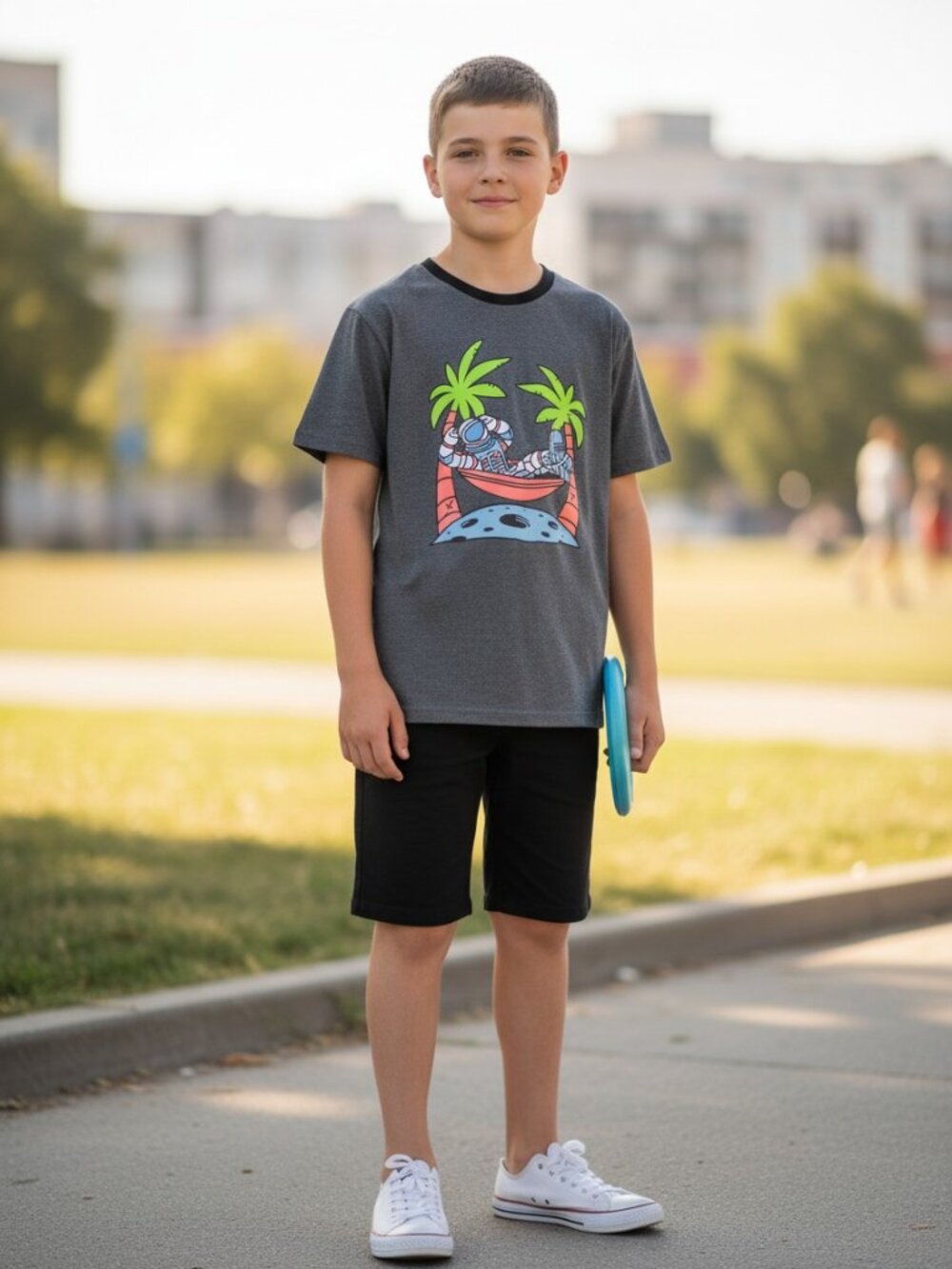 Old‎ Navy Graphic Tee Boys Large 10-12 Gray Excellent Astronaut Moon Palm Tree